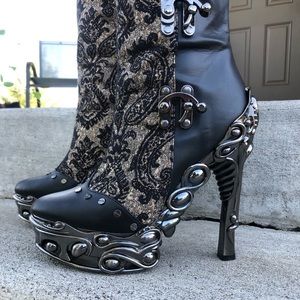 Super sexy platform metallic boot